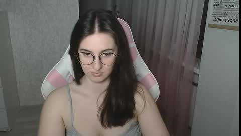 Snapshot of mellonmayre chatting on May 15, 2026, 8:27 pm mellonmayre online show from May 15, 2026, 8:27 pm