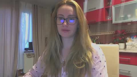 Snapshot of melly_rosey chatting on January 23, 2025, 7:22 am Melly online show from January 23, 2025, 7:22 am