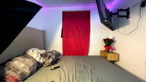 Melo online show from September 17, 2025, 9:27 pm