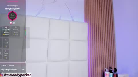 MELODDY PARKERR online show from December 15, 2025, 10:08 am