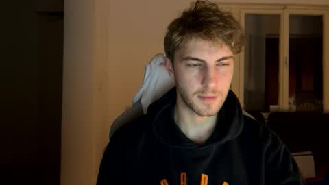 Melodicass online show from December 6, 2024, 2:13 am