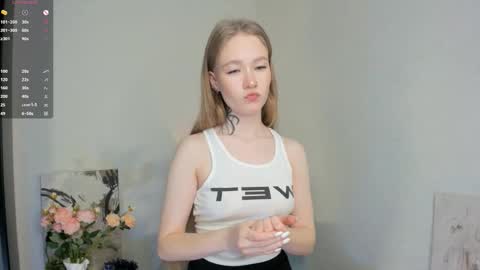 Snapshot of melodievejar chatting on February 3, 2026, 4:54 am melodievejar online show from February 3, 2026, 4:54 am