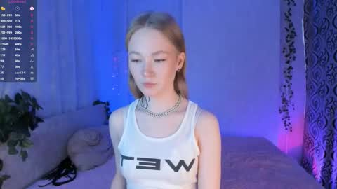 Snapshot of melodievejar chatting on February 25, 2026, 4:55 am melodievejar online show from February 25, 2026, 4:55 am