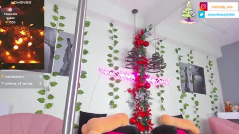 melody_evans_05 online show from December 10, 2024, 3:33 pm