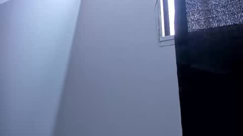 Mixie online show from March 7, 2025, 1:51 pm