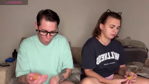 melody_song online show from November 26, 2025, 4:19 pm