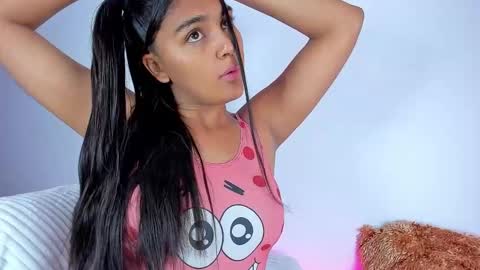 Melody online show from March 23, 2026, 10:03 pm