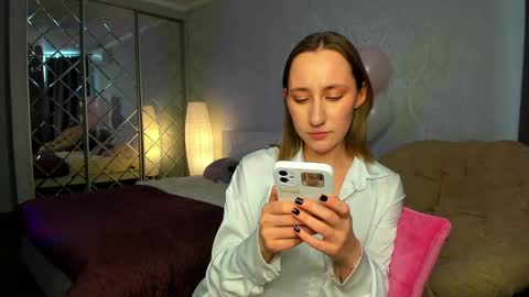 Snapshot of melodyoflovee chatting on January 25, 2025, 8:42 am Kaylie online show from January 25, 2025, 8:42 am