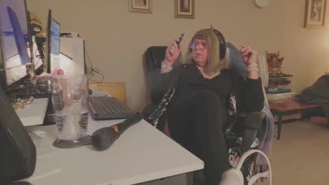 Snapshot of melodyredux_62 chatting on March 1, 2026, 6:59 am Melody online show from March 1, 2026, 6:59 am