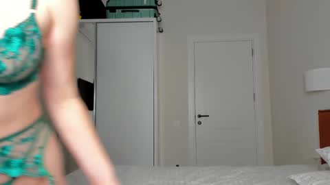 melon_mussy online show from February 13, 2025, 3:35 pm