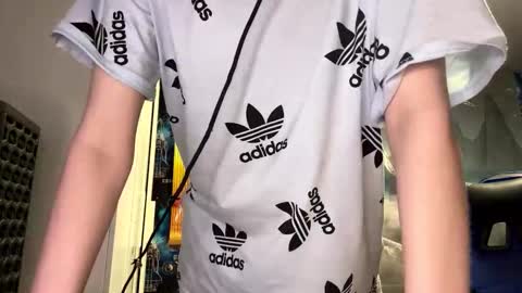 Hi Im Aria 18 years old online show from March 4, 2026, 12:22 pm