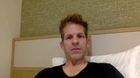 Andres online show from November 3, 2025, 3:46 pm