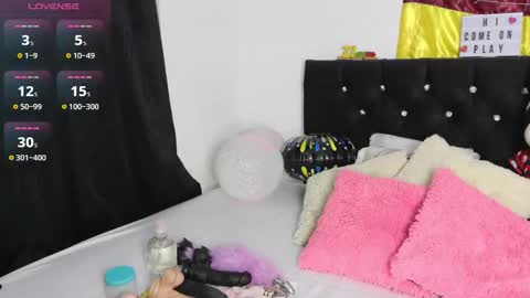 Heart  online show from February 18, 2026, 11:33 pm