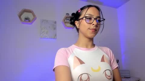 Menca of your love online show from September 9, 2025, 3:50 am