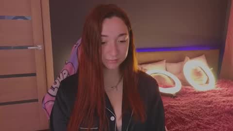 Mencialo online show from September 12, 2025, 1:49 am