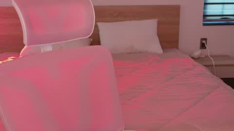 Mencialo online show from April 13, 2026, 12:16 am