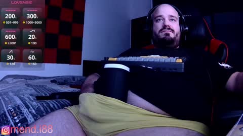 menditeta online show from January 17, 2025, 1:36 am