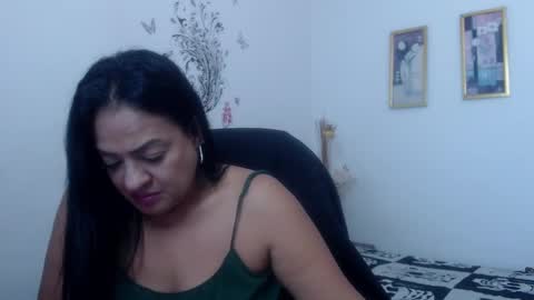 menfismuller online show from December 16, 2024, 8:37 pm