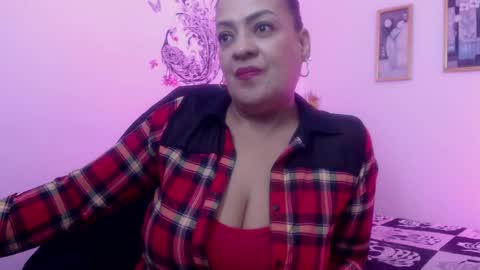 menfismuller online show from January 10, 2025, 4:09 pm