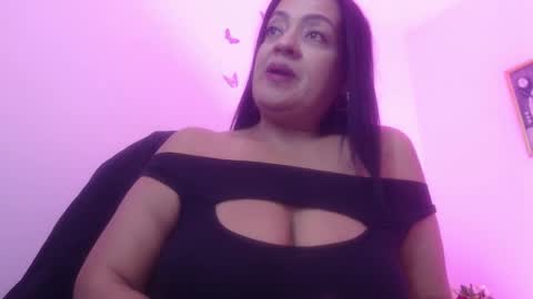 menfismuller online show from February 28, 2025, 6:31 pm