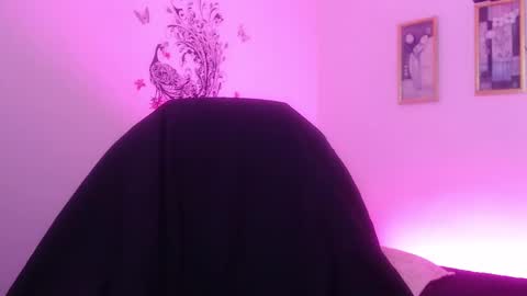 menfismuller online show from March 8, 2025, 8:25 pm