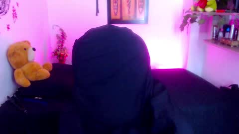 menfismuller online show from October 9, 2025, 10:19 pm