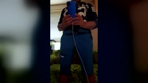 Snapshot of menlav72 chatting on July 10, 2026, 5:59 pm menlav72 online show from July 10, 2026, 5:59 pm