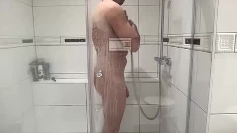 Hannes online show from October 18, 2025, 6:52 pm