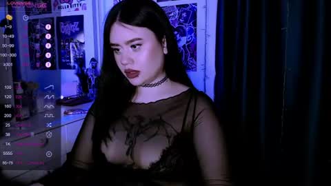 Snapshot of meow_marie chatting on June 10, 2026, 11:24 pm meow marie online show from June 10, 2026, 11:24 pm