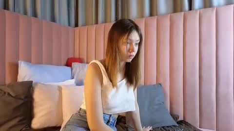 meow_mellie online show from March 10, 2025, 1:23 am