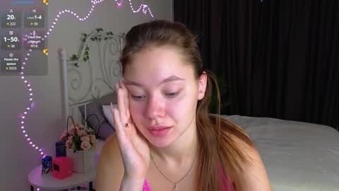 meow_mellie online show from October 1, 2025, 1:44 am