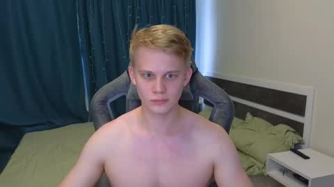 Mickey online show from December 19, 2025, 8:32 am