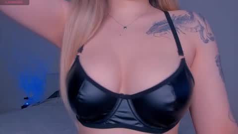 Snapshot of meow_rinnie chatting on September 11, 2025, 9:09 am My links --- online show from September 11, 2025, 9:09 am