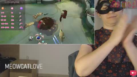 Snapshot of meowcatlove chatting on December 3, 2024, 5:01 pm meowcatlove online show from December 3, 2024, 5:01 pm