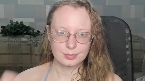 meowcr online show from March 26, 2026, 3:06 pm