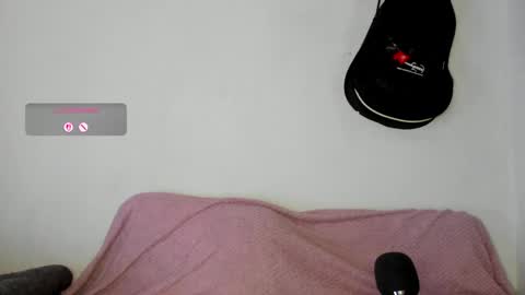 Snapshot of meowmelf chatting on May 7, 2026, 9:31 pm meowmelf online show from May 7, 2026, 9:31 pm