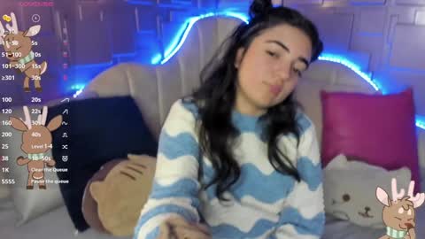 Snapshot of meraki_fraise chatting on December 15, 2024, 7:31 pm online show from December 15, 2024, 7:31 pm