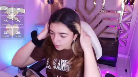    online show from October 18, 2025, 7:36 pm