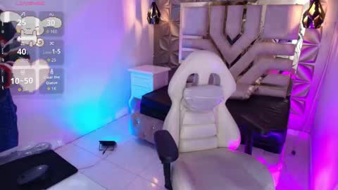    online show from November 15, 2025, 7:10 pm