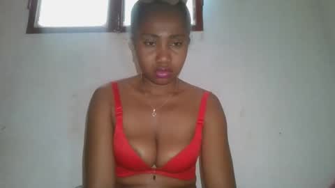 meraldaaaa online show from September 13, 2025, 9:09 am