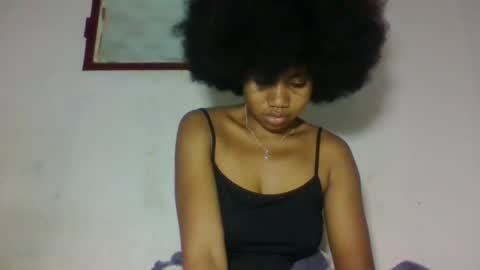 meraldaaaa online show from September 14, 2025, 3:05 am