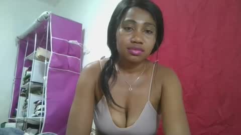 meraldaaaa online show from September 16, 2025, 11:39 pm