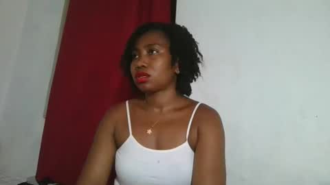 meraldaaaa online show from November 3, 2025, 8:04 am