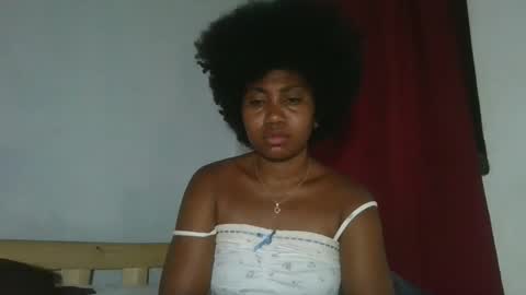 meraldaaaa online show from November 5, 2025, 2:55 am