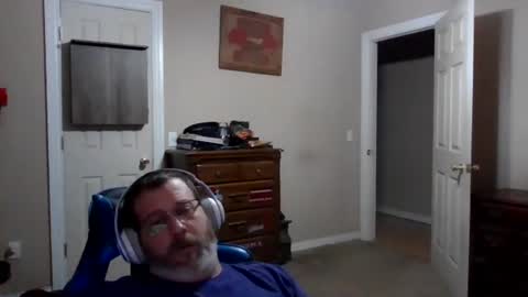 mercer1977 online show from November 30, 2025, 5:44 am