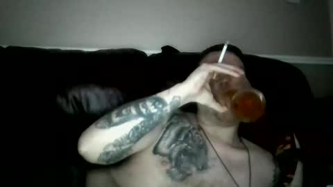 Snapshot of mercher627021 chatting on June 5, 2026, 10:04 pm ezio online show from June 5, 2026, 10:04 pm