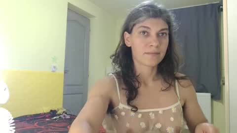 Miss Helena online show from December 21, 2025, 4:47 pm