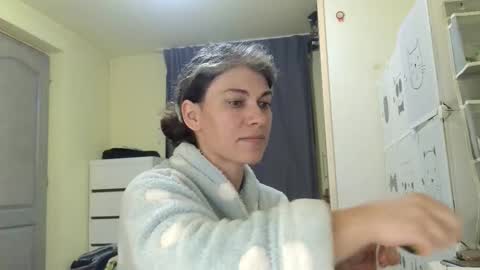 Miss Helena online show from March 18, 2026, 5:27 pm