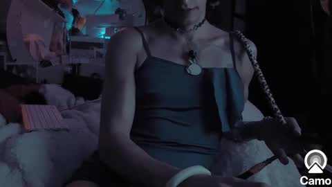 gurlnips online show from January 18, 2025, 9:56 am