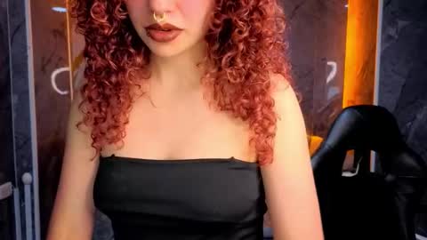 Snapshot of merida_b chatting on December 3, 2025, 8:18 pm merida_b online show from December 3, 2025, 8:18 pm